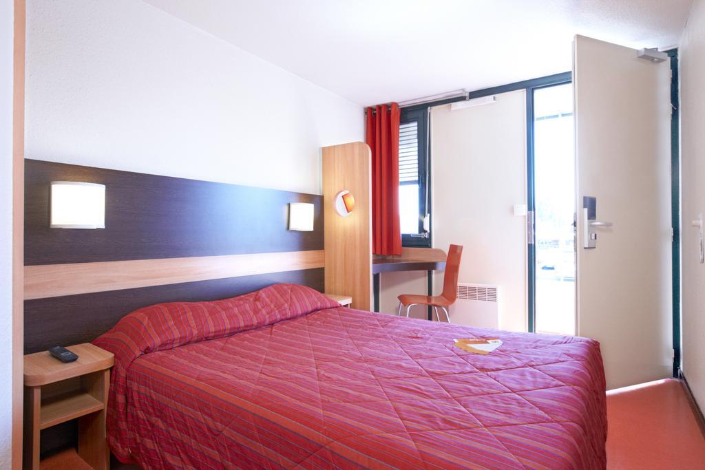 Premiere Classe Orleans Nord - Саран Экстерьер фото